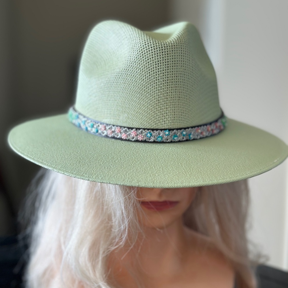 Elegant Green Fedora Hat with Floral Band